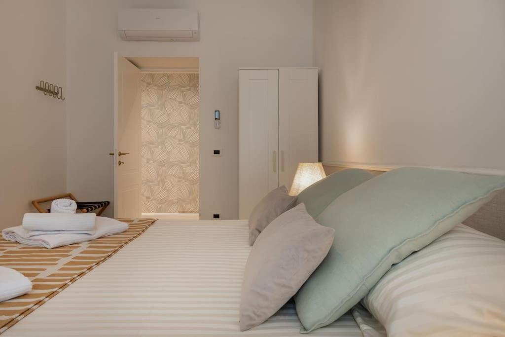 Foscolo 46 - Elegant Family Apartment Triest Zewnętrze zdjęcie