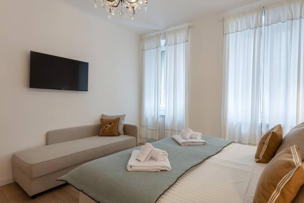 Foscolo 46 - Elegant Family Apartment Triest Zewnętrze zdjęcie