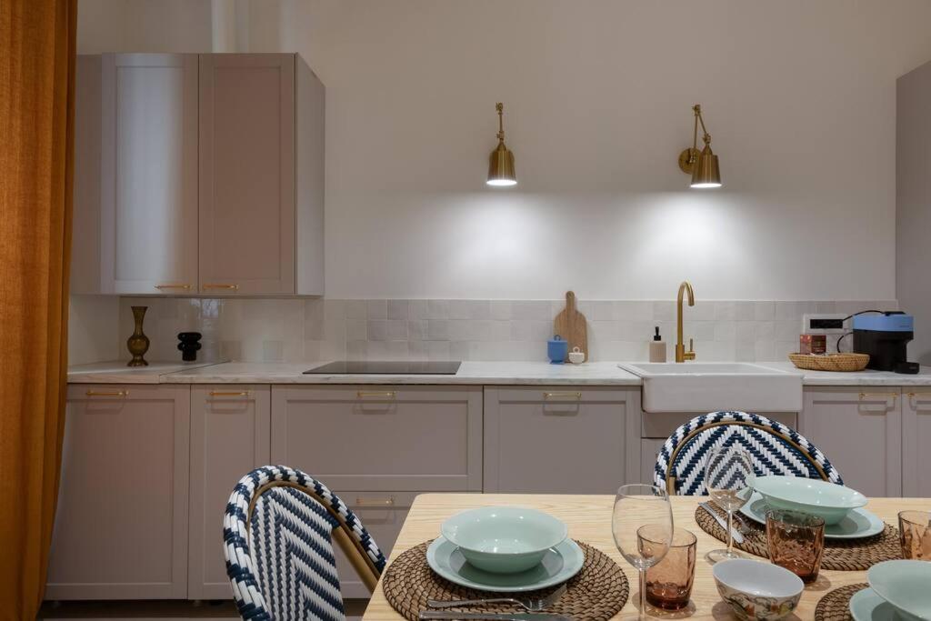 Foscolo 46 - Elegant Family Apartment Triest Zewnętrze zdjęcie